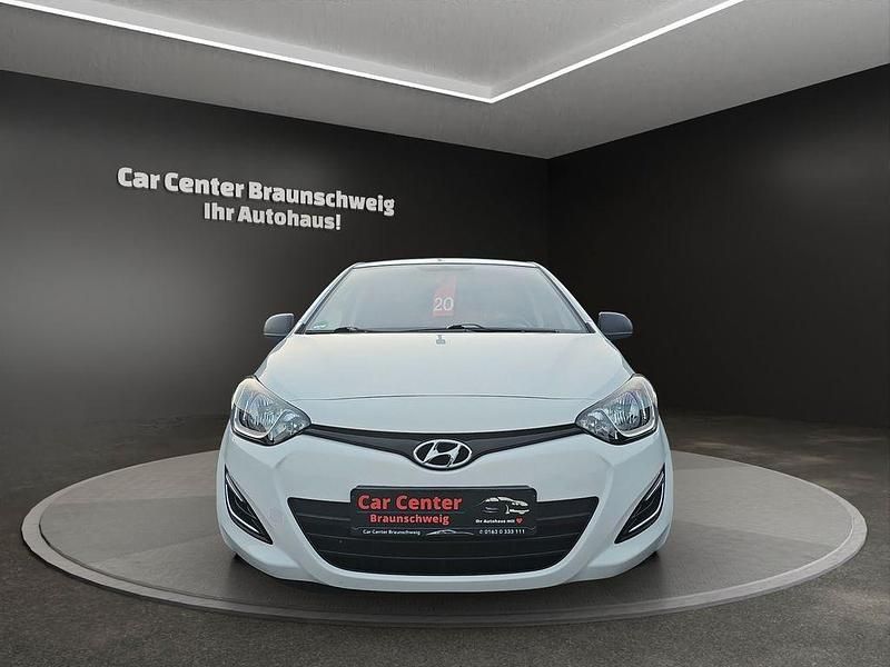 Gebraucht Hyundai i20 Edition 86 PS (63 kW) 2014 Weiß Kleinwagen