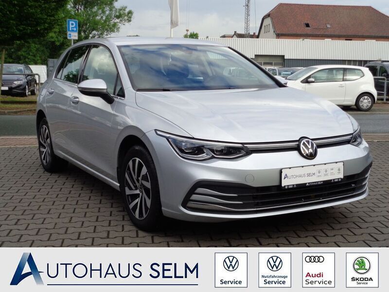 Gebraucht VW Golf VIII Style 204 PS (150 kW) 2021 Silber Limousine