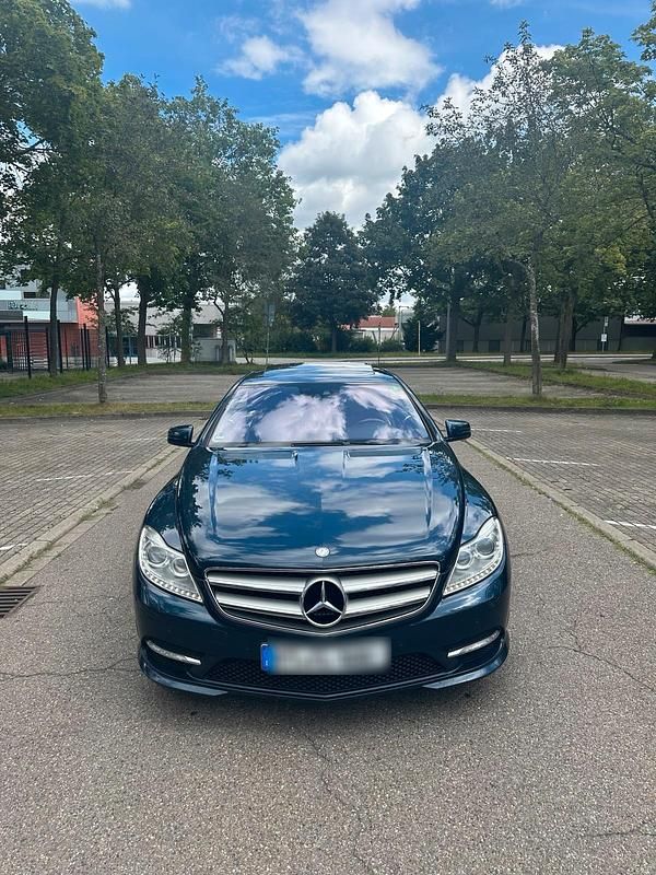 Blau Gebraucht 2021 Mercedes CL500 Coupé | 25.500 € - Bild 1/4