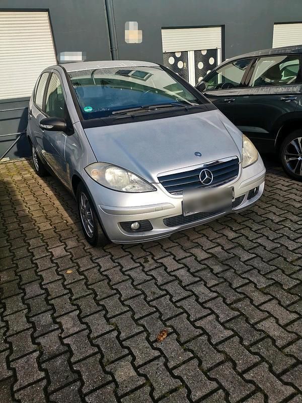 Silber Gebraucht 2006 Mercedes A150 Limousine | 2.300 € (Guter Preis) - Bild 1/4
