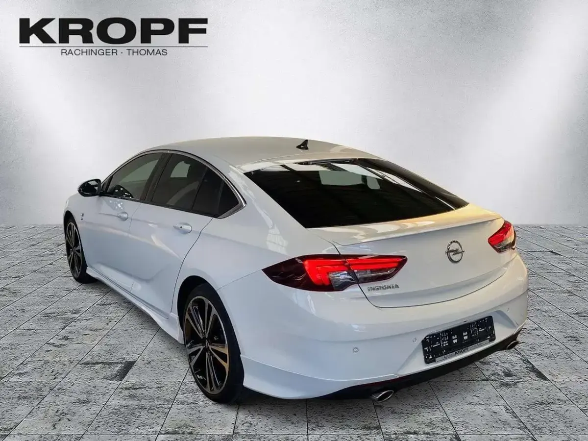 Gebraucht Opel Insignia Dynamic 200 PS (147 kW) 2019 Schneeweiss/summitwhite/arctic Limousine