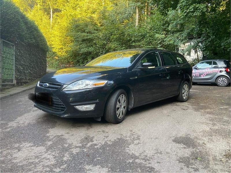 Blau Gebraucht 2011 Ford Mondeo Kombi | 3.600 € (Superpreis) - Bild 1/4