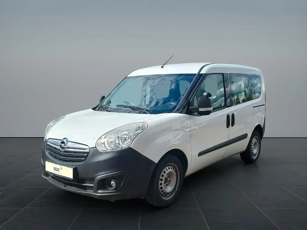 Gebraucht Opel Combo Selection 90 PS (66 kW) 2026 Weiß Van / Kleinbus