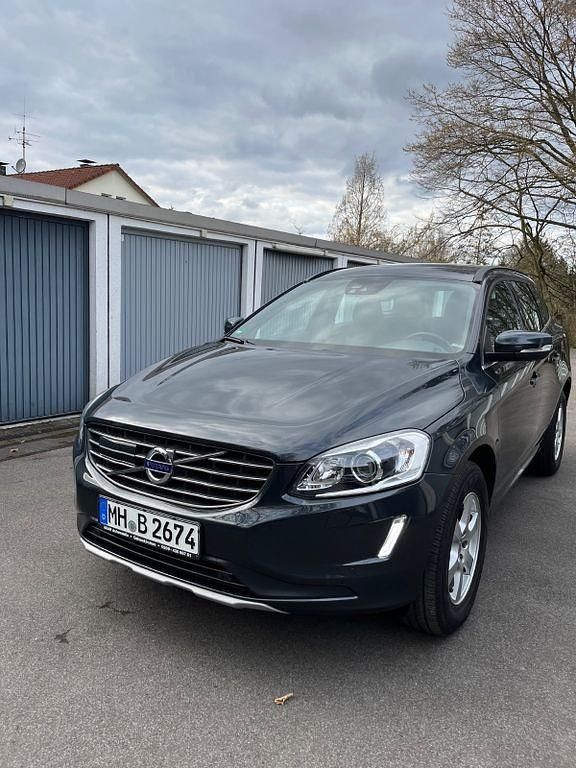 Schwarz Gebraucht 2017 Volvo XC60 Summum SUV | 21.000 € (Guter Preis) - Bild 1/4