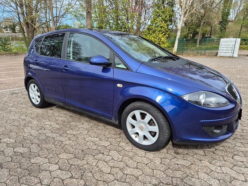 Gebraucht Seat Altea 105 PS (77 kW) 2005 Blau Van / Kleinbus