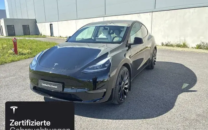 Gebraucht Tesla Model Y Performance 321 kW (437 PS) 2023 Schwarz SUV