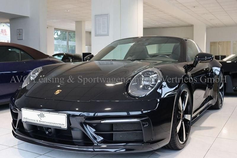 Gebraucht Porsche 911 Targa 4S 450 PS (330 kW) 2024 Tiefschwarzmetallic Cabrio