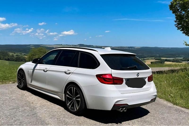 Gebraucht BMW 320 M Sport 190 PS (139 kW) 2017 Weiß Kombi