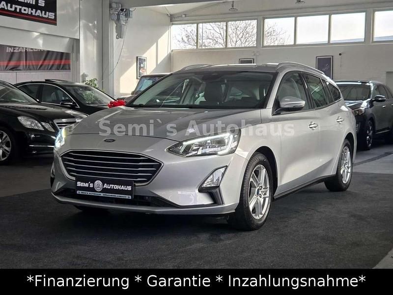 Gebraucht Ford Focus Cool & Connect 125 PS (91 kW) 2021 Silber Kombi