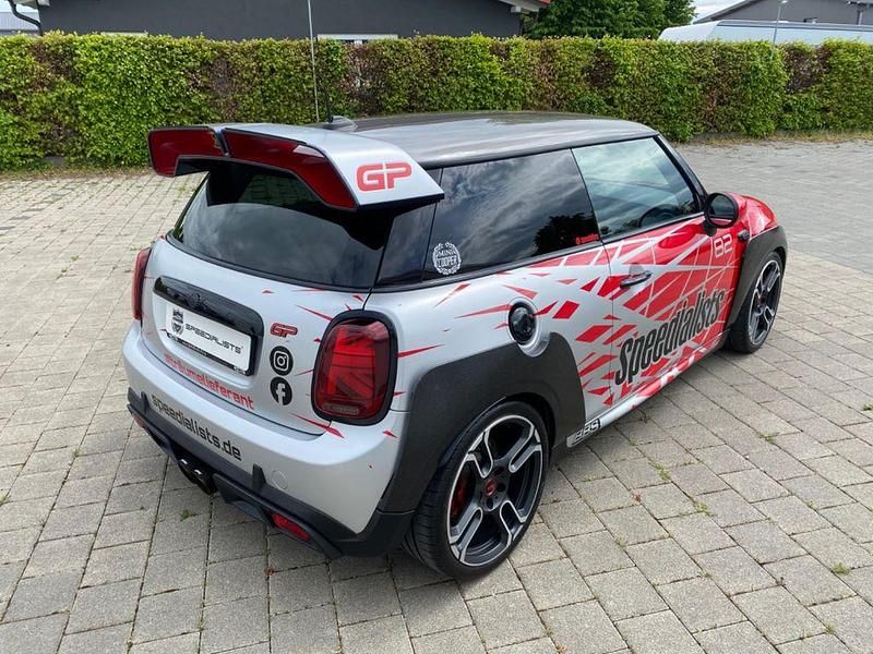Gebraucht Mini John Cooper Works 306 PS (225 kW) 2020 Racing grey metallic Kleinwagen