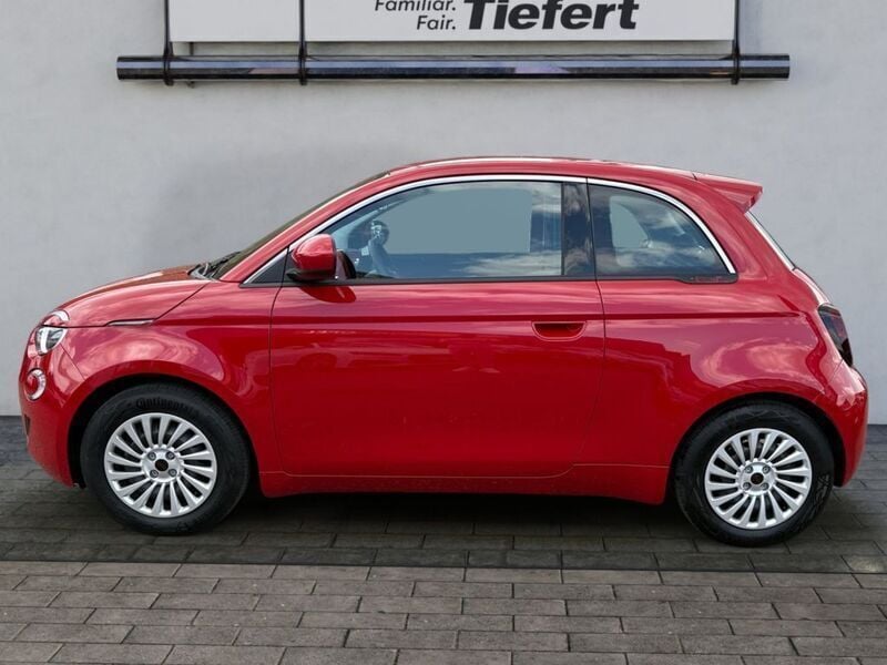 Gebraucht Fiat 500e Red 86 kW (118 PS) 2023 Rot by red Kleinwagen