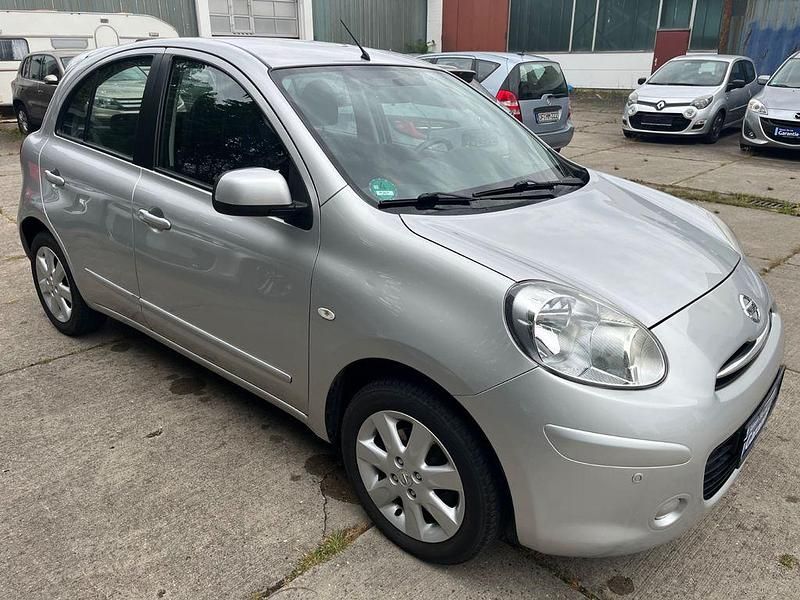 Gebraucht Nissan Micra Acenta 98 PS (72 kW) 2012 Silber Kleinwagen