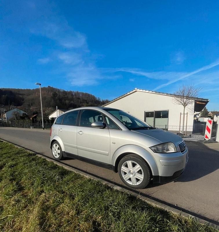 Gebraucht Audi A2 75 PS (55 kW) 2004 Silber Kleinwagen
