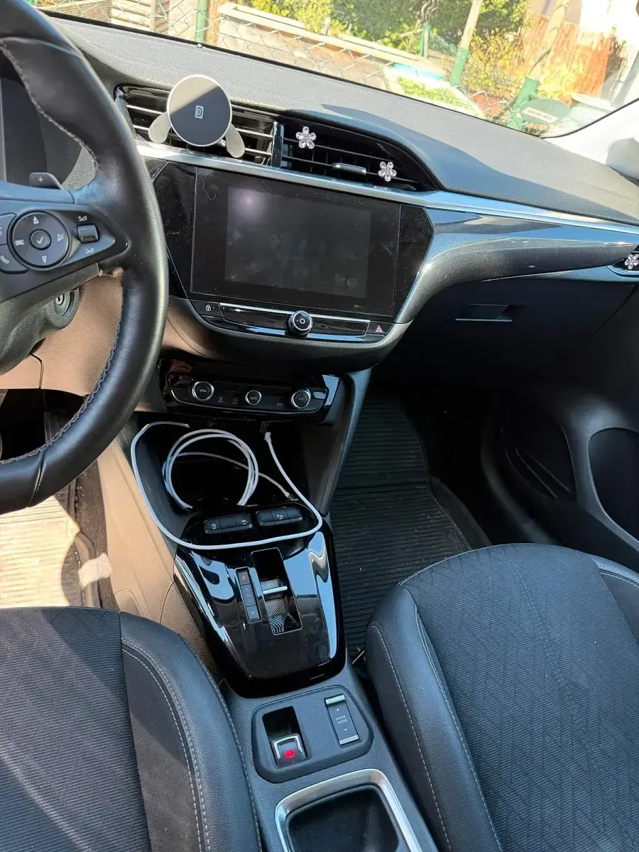 Gebraucht Opel Corsa 101 PS (74 kW) 2022 Weiß Kleinwagen