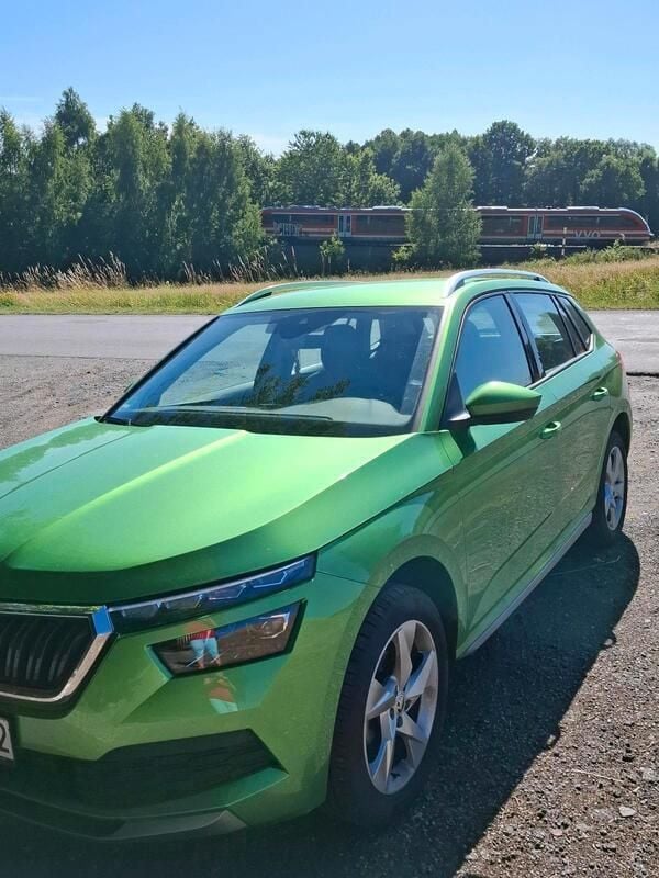Grün Gebraucht 2019 Skoda Kamiq Style SUV | 17.900 € (Superpreis) - Bild 1/4