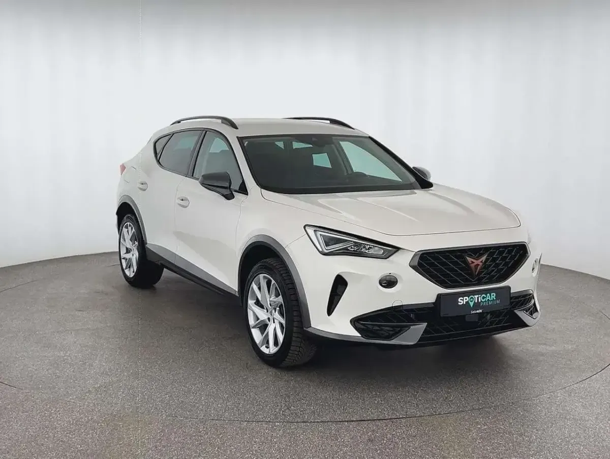 Gebraucht Cupra Formentor Basis 190 PS (139 kW) 2024 Weiß SUV