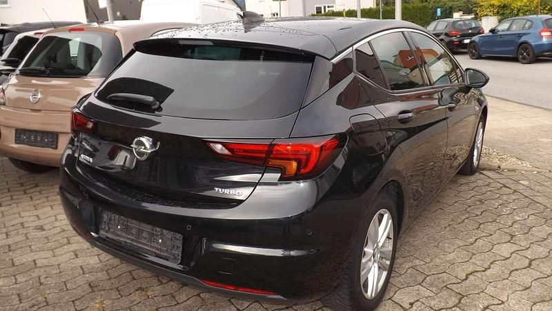 Gebraucht Opel Astra Dynamic 125 PS (91 kW) 2016 Karbonschw graphitschw midnigh Kleinwagen