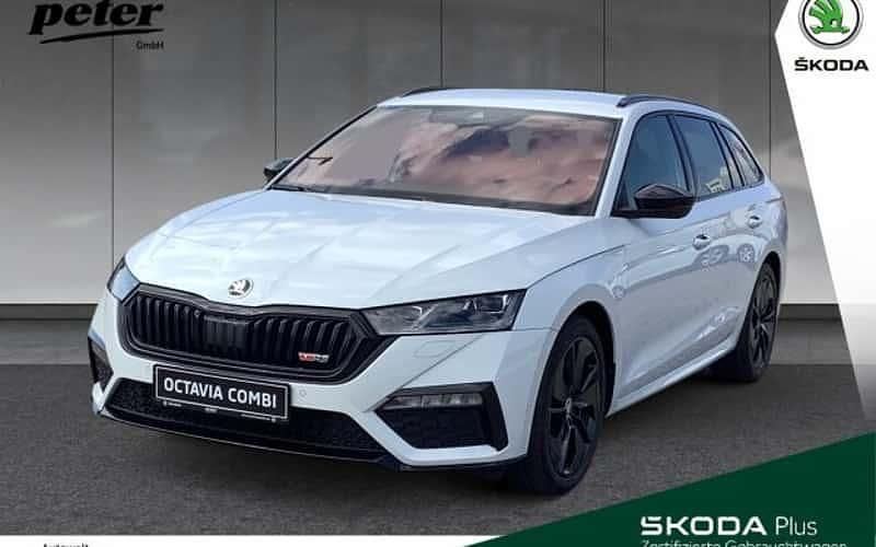 Blackmagic perleffekt Gebraucht 2022 Skoda Octavia RS Kombi | 39.950 € - Bild 1/4