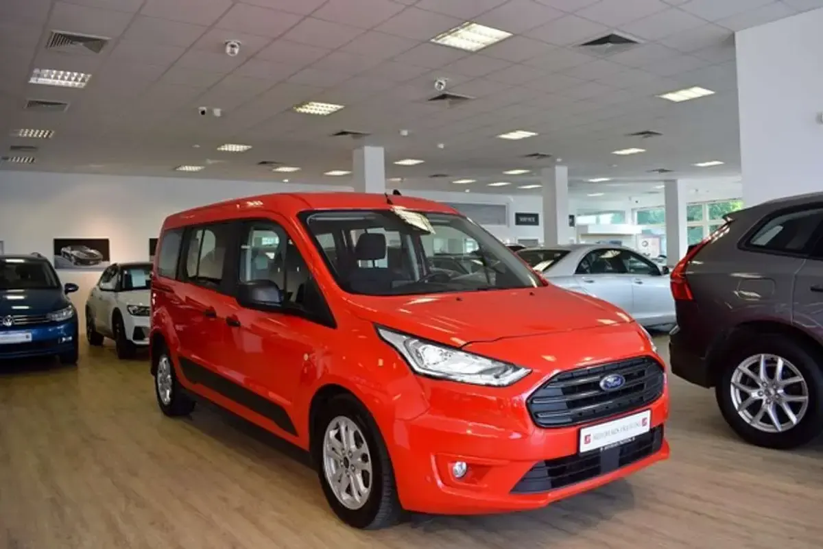Gebraucht Ford Transit 101 PS (74 kW) 2021 Rot Kombi