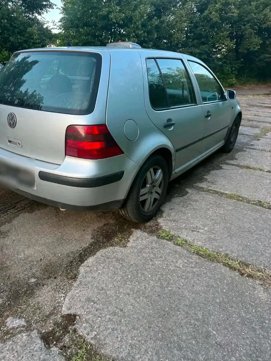 Gebraucht VW Golf IV 75 PS (55 kW) 2001 Silber Kleinwagen