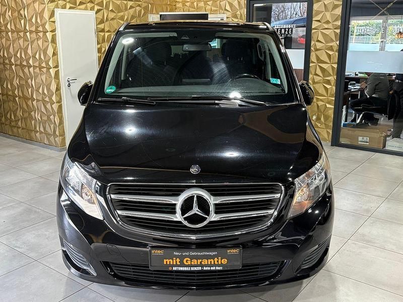 Gebraucht Mercedes V220 Edition 190 PS (139 kW) 2015 Schwarz Van / Kleinbus