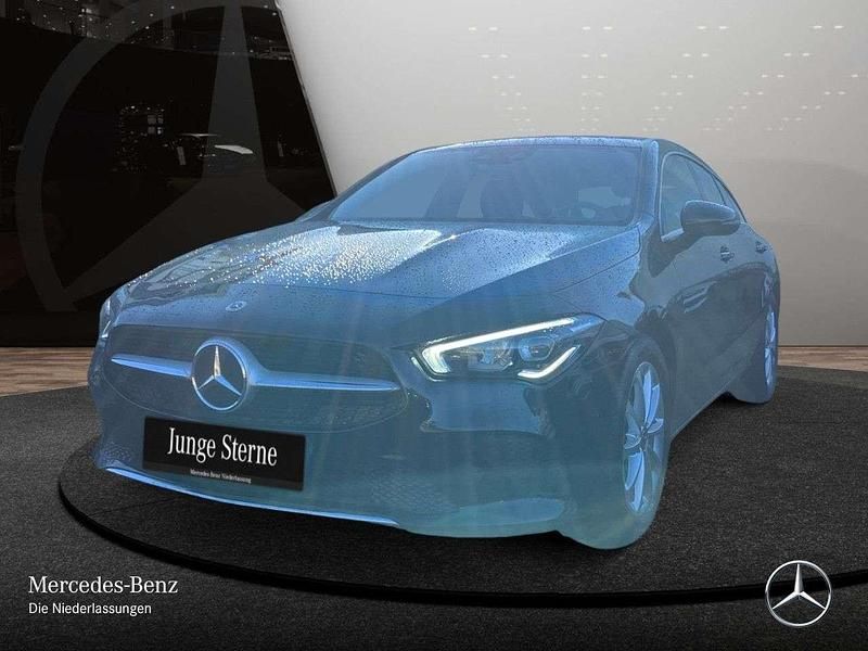 Gebraucht Mercedes CLA200 Progressive 150 PS (110 kW) 2021 Schwarz Limousine