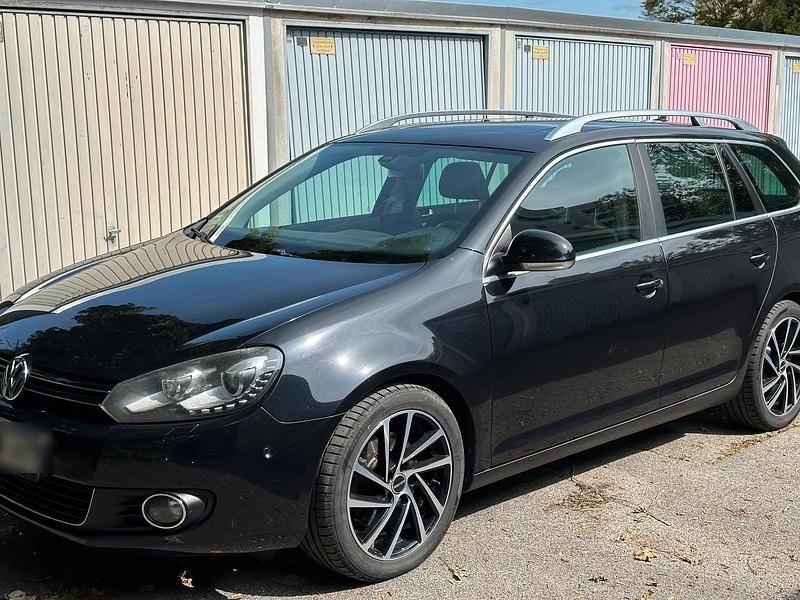 Schwarz Gebraucht 2012 VW Golf VI Kombi | 6.899 € (Etwas zu teuer) - Bild 1/4