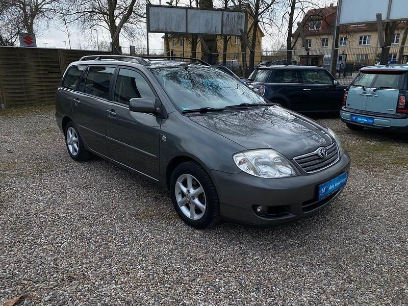 Gebraucht Toyota Corolla Sol 90 PS (66 kW) 2006 Grau Kombi