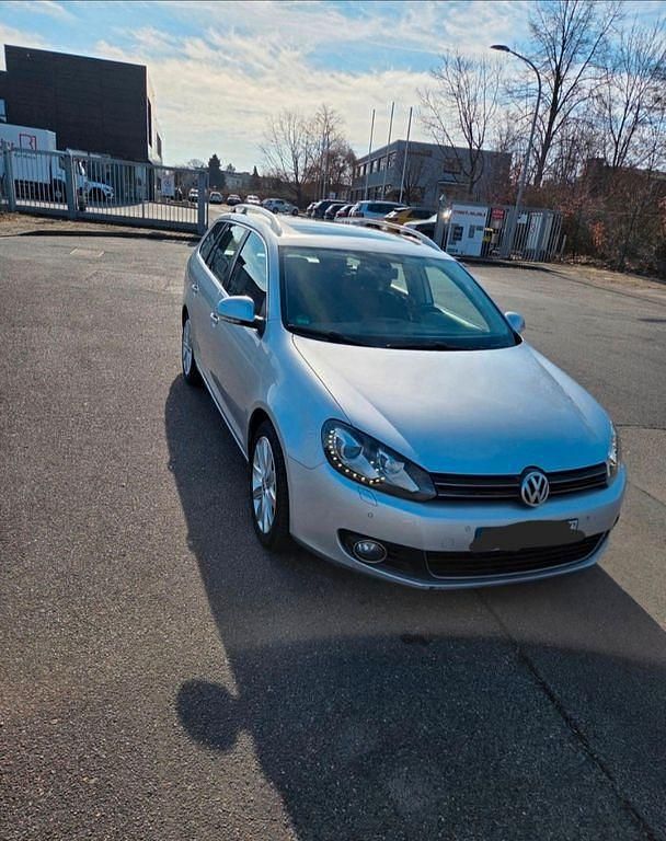 Gebraucht VW Golf VI Highline 140 PS (102 kW) 2011 Silber Kleinwagen