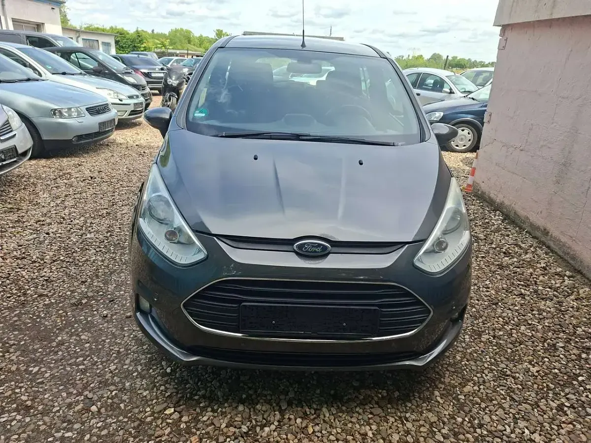 Gebraucht Ford B-MAX Trend 101 PS (74 kW) 2016 Magneticgrau (metallic) Van / Kleinbus