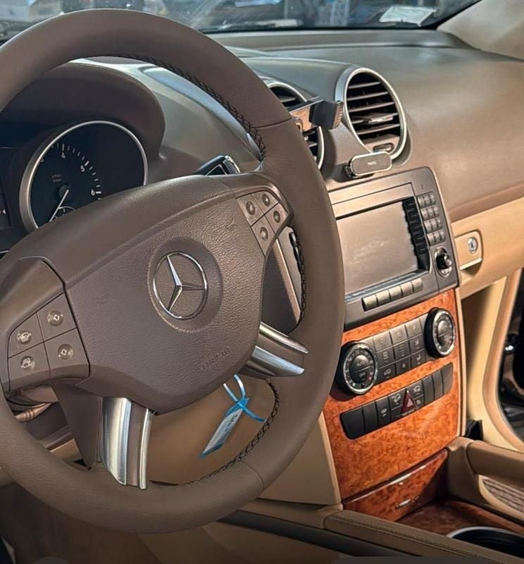 Gebraucht Mercedes ML350 272 PS (200 kW) 2007 Schwarz SUV