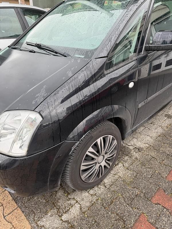 Gebraucht Opel Meriva 90 PS (66 kW) 2003 Schwarz Van / Kleinbus
