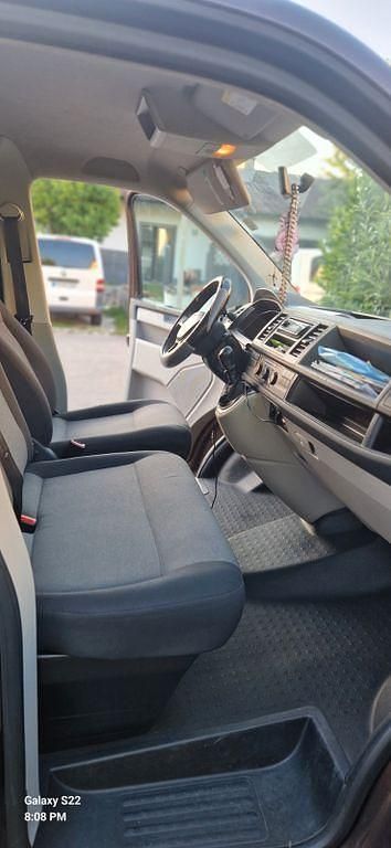 Gebraucht VW Transporter 102 PS (75 kW) 2019 Braun Van