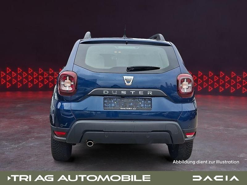 Gebraucht Dacia Duster Comfort 101 PS (74 kW) 2020 Blau cosmos (metallic) SUV