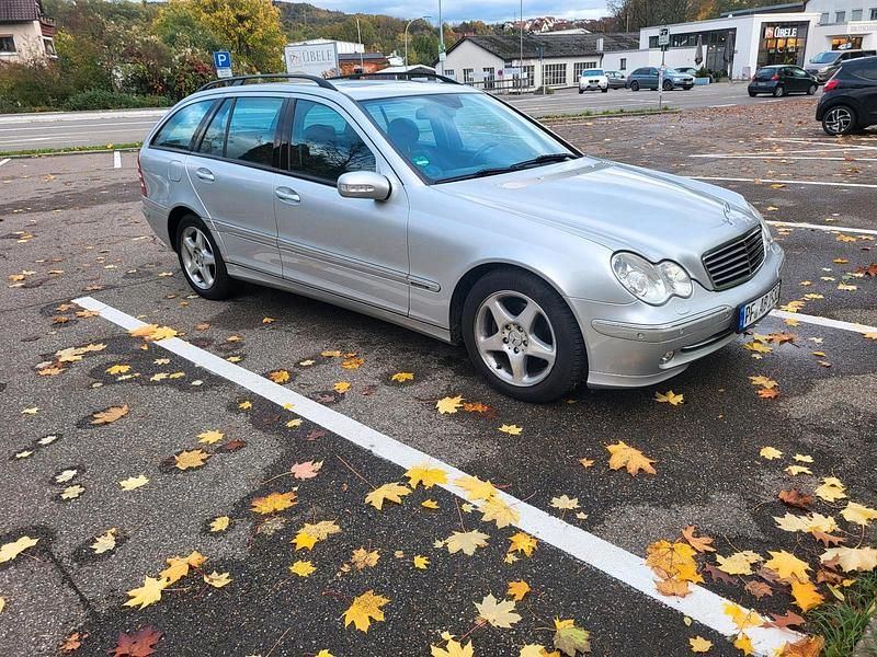 Silber Gebraucht 2003 Mercedes C200 Kombi | 1.300 € (Fairer Preis) - Bild 1/4