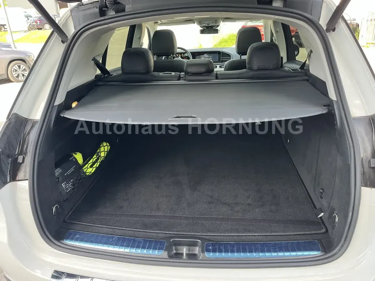 Gebraucht Mercedes GLE400 330 PS (242 kW) 2023 Polarweiss  unilack SUV