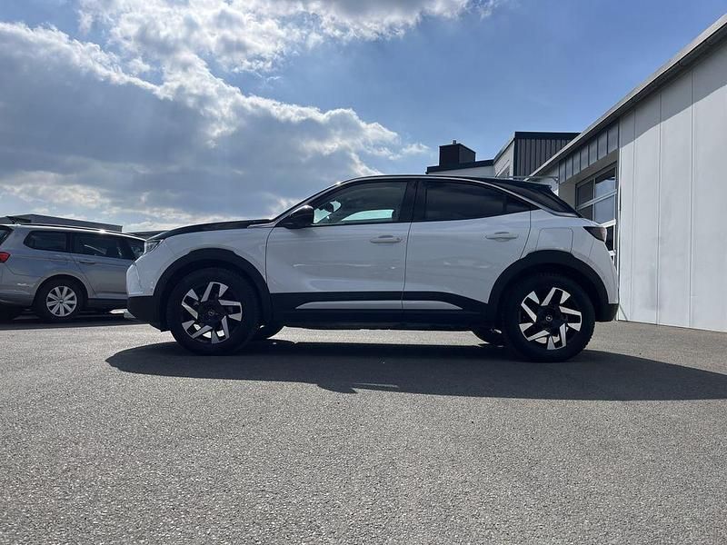 Gebraucht Opel Mokka-e Elegance 100 kW (136 PS) 2022 Arktis weiss SUV