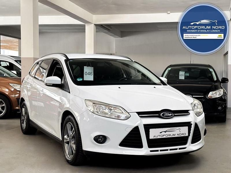 Gebraucht Ford Focus 101 PS (74 kW) 2014 Weiß Limousine