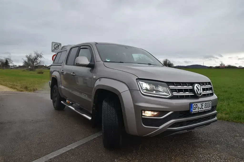 Używany VW Amarok 258 KM (189 kW) 2021 Beżowy Pickup