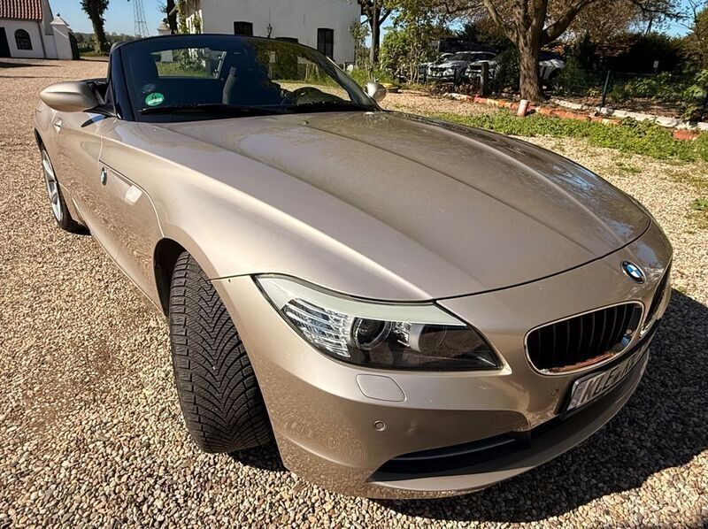 Gold Gebraucht 2011 BMW Z4 Sport Line Cabrio | 17.200 € (Fairer Preis) - Bild 1/4