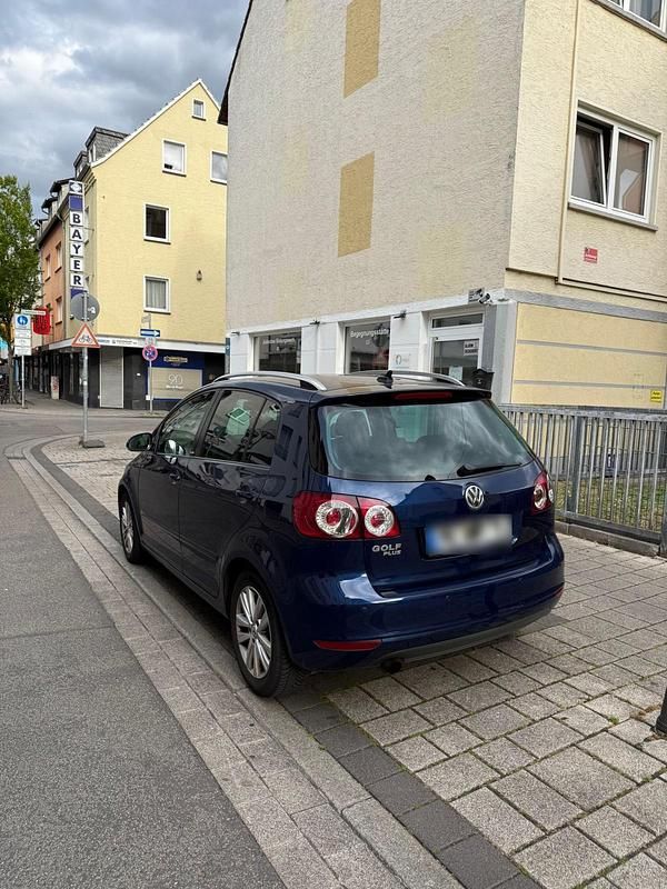 Gebraucht VW Golf VII 105 PS (77 kW) 2012 Blau Kombi