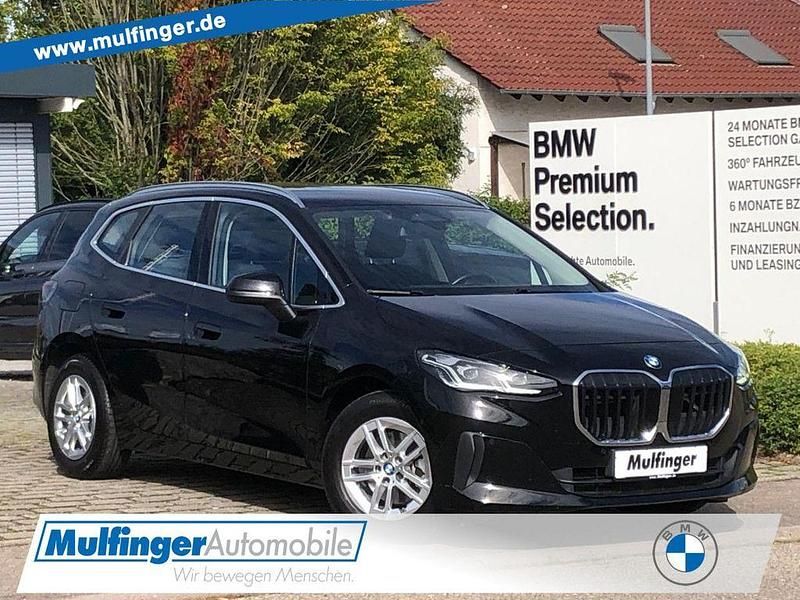 Schwarz Gebraucht 2022 BMW 218 Van / Kleinbus | 27.900 € (Fairer Preis) - Bild 1/4