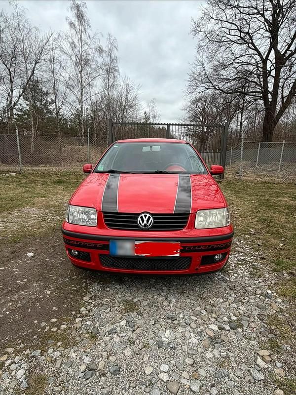 Gebraucht VW Golf IV 64 PS (47 kW) 2001 Rot Kleinwagen