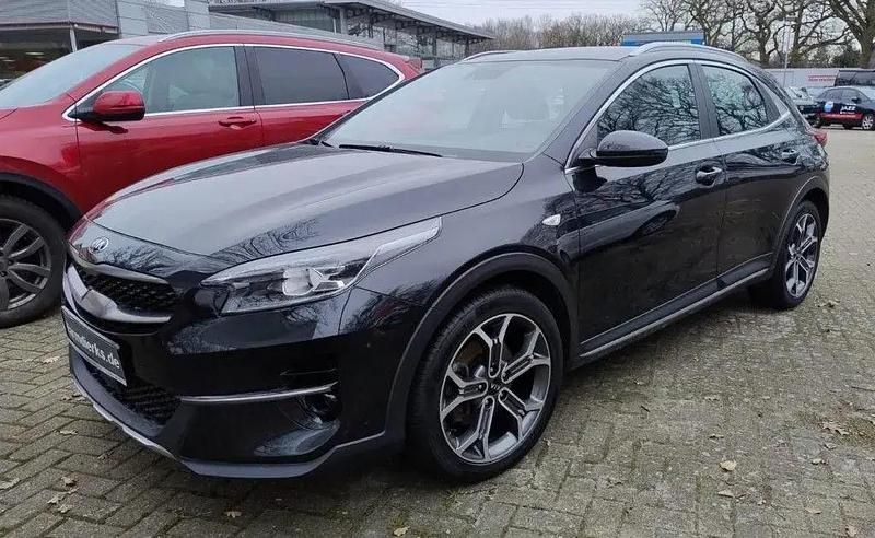 Zilinaschwarz metallic (metallic) Gebraucht 2020 Kia XCeed SUV | 18.990 € (Fairer Preis) - Bild 1/4