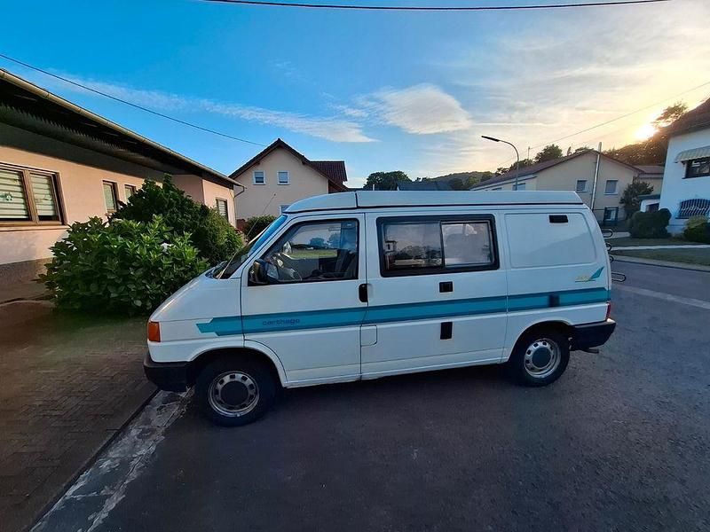 Weiß Gebraucht 1992 VW T4 California Van | 16.499 € - Bild 1/4