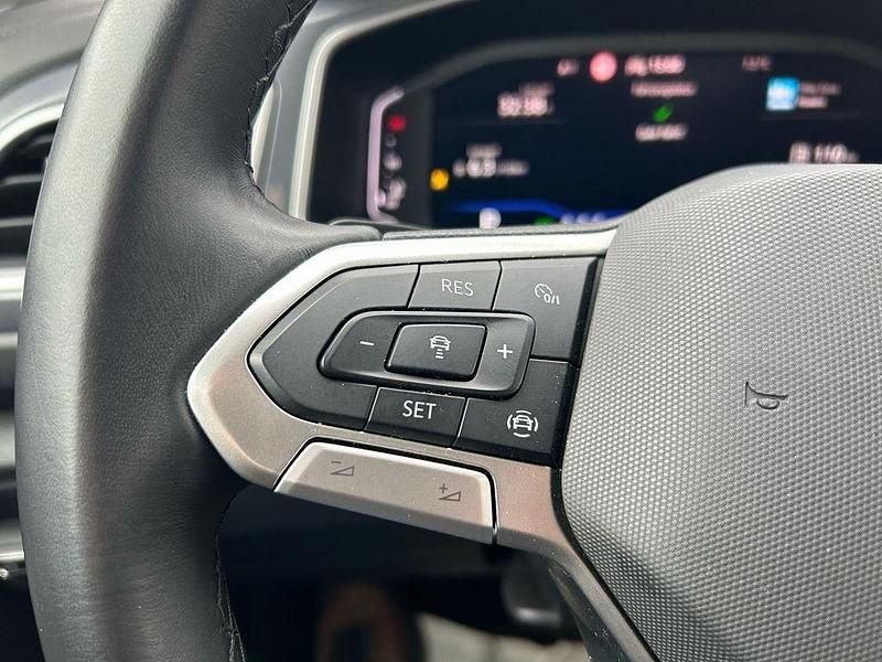 Gebraucht VW T-Roc Style 150 PS (110 kW) 2024 Grau SUV