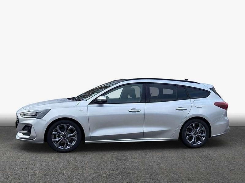 Gebraucht Ford Focus ST-Line X 155 PS (114 kW) 2024 Moondust silber metallic Kombi