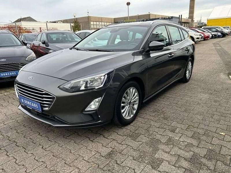 Gebraucht Ford Focus Titanium 120 PS (88 kW) 2020 Grau Kombi