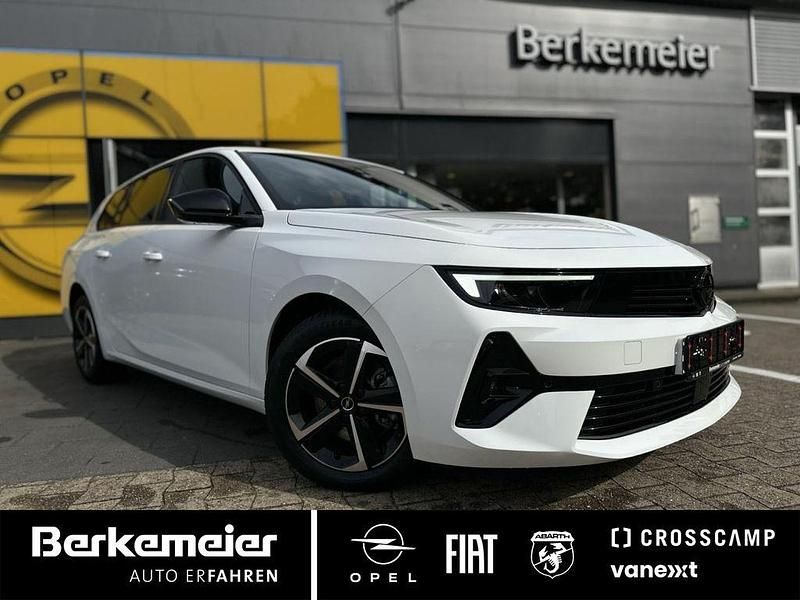 Weiß Gebraucht 2024 Opel Astra Kombi | 25.890 € (Fairer Preis) - Bild 1/4