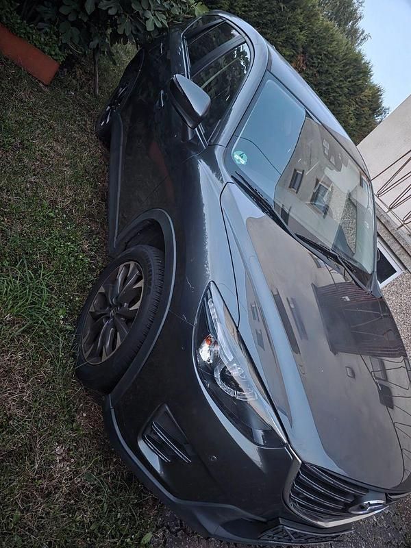 Grau Gebraucht 2017 Mazda CX-5 Nakama Intense SUV | 12.600 € (Superpreis) - Bild 1/4
